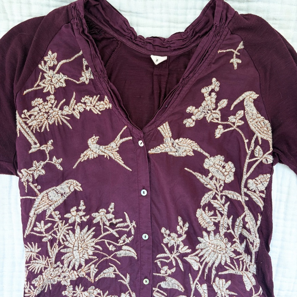 Tiny Anthropologie Embroidered Bird Blouse Purple Boho Floral Size S